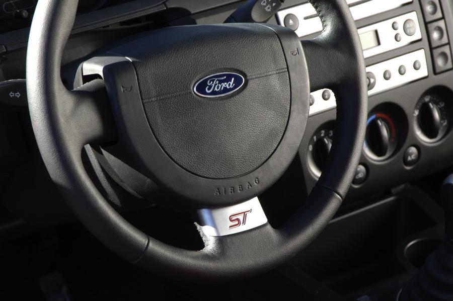  Ford Fiesta 2003 года  (фото 110 из 142)